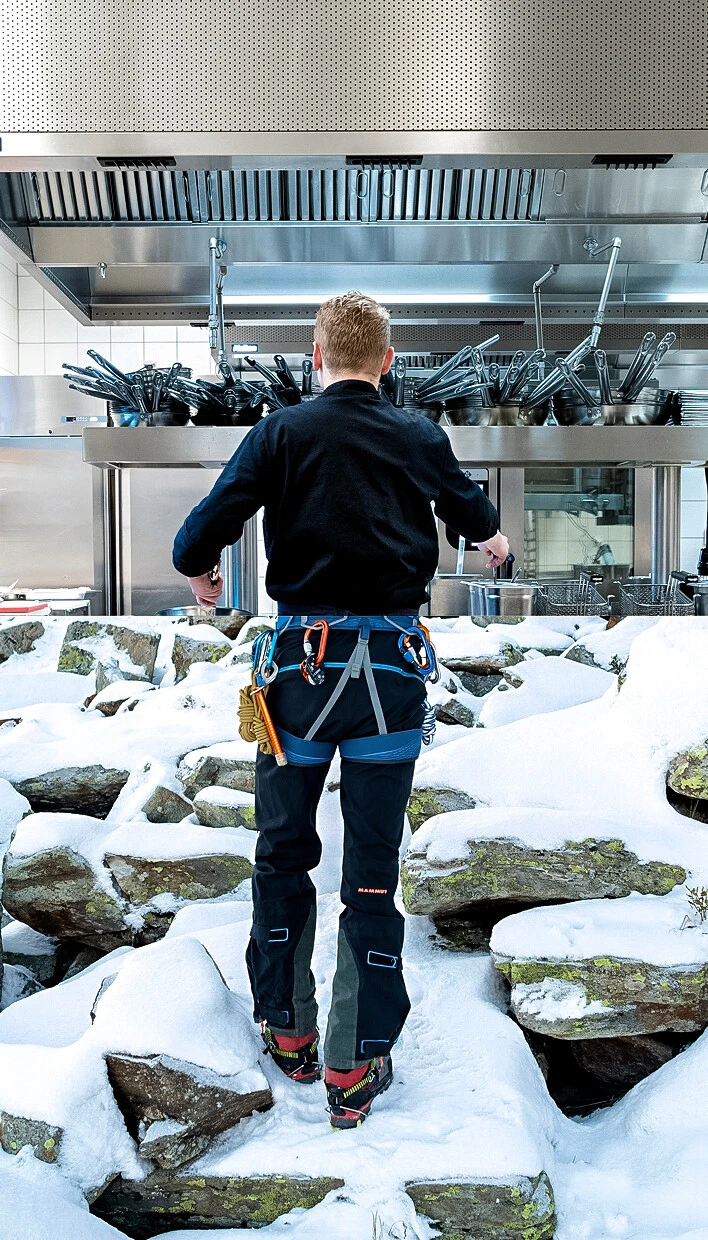 zweiteiliges Bild für Stelleninserat Koch und Bergsteigen zweiteiliges Bild für Stelleninserat Koch und Bergsteigen